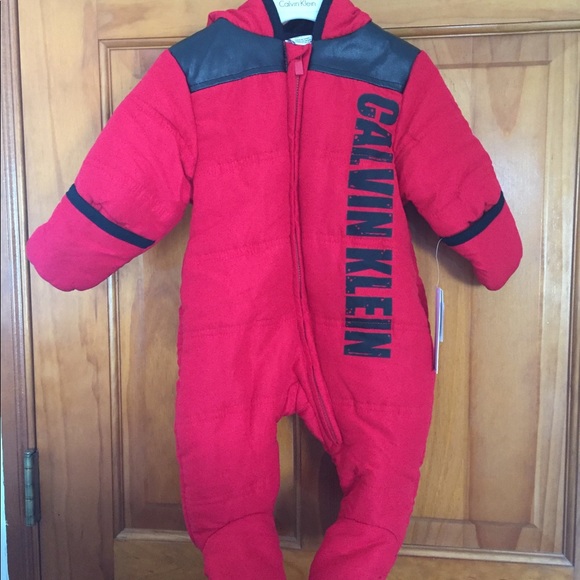 Calvin Klein Red quilted baby Pram NWT - Picture 4 of 5